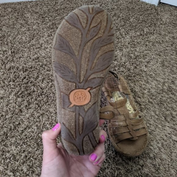 B.O.C Born brown strappy sandals - Picture 6 of 9